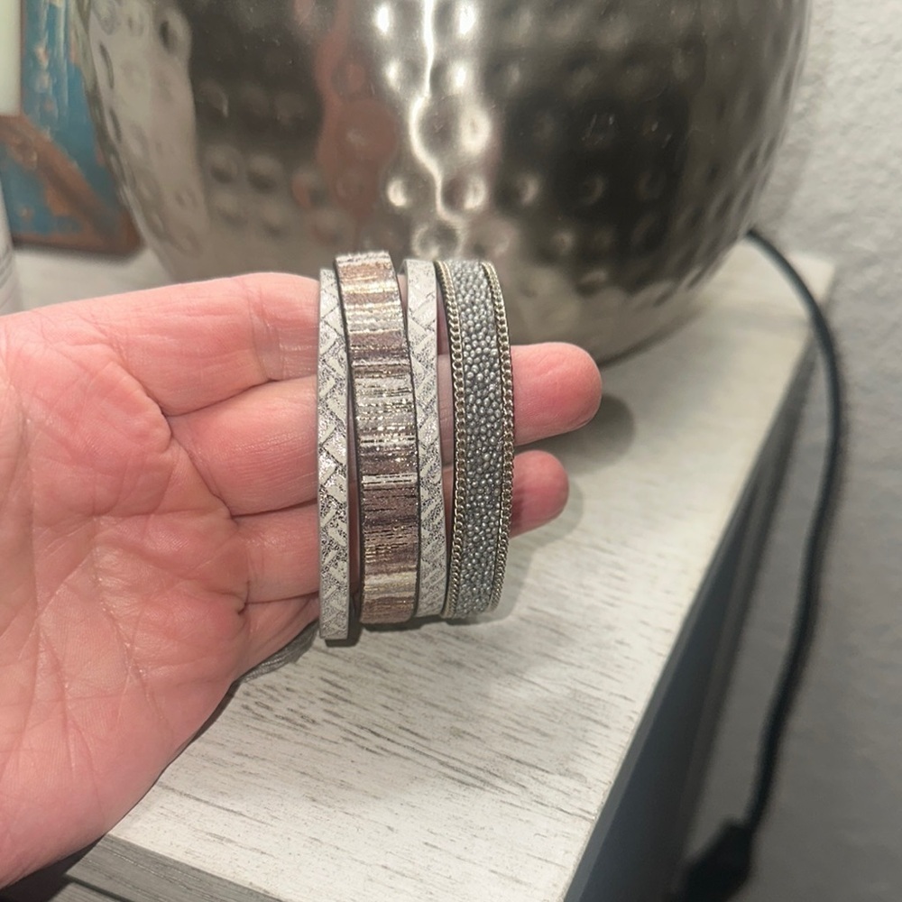 Buckle Silver and Brown Multi-Layered Bracelet